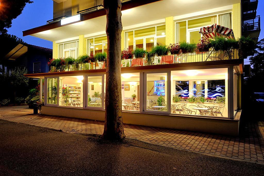 萨摩亚酒店 里米尼 外观 照片